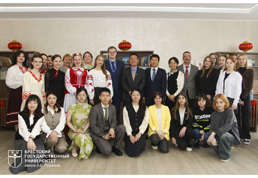 БрГУ посетила делегация из Аньхойского университета