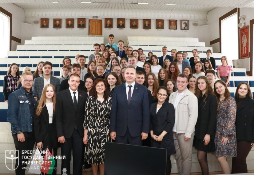 Открытый диалог ректора со студенческим активом