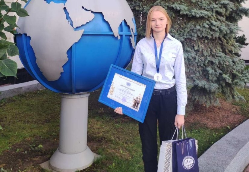 Студентка БрГУ Ангелина Игнатчук в числе победителей выставки-конкурса «100 инноваций молодых учёных»